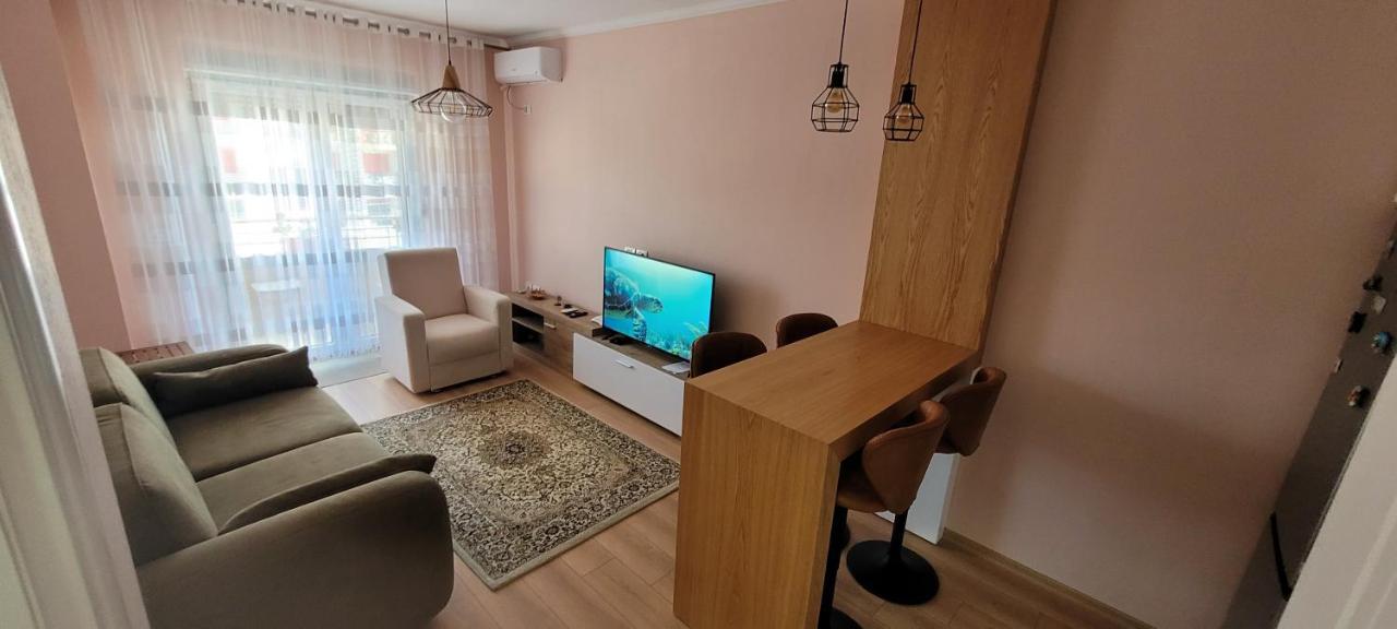 Beach View Apartment, Golem Durrës Esterno foto